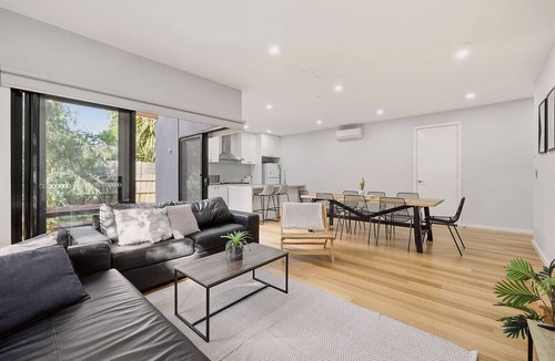 Clayton House | Domi Rentals - The Ormond House