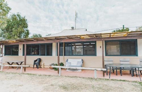 Dongara Hotel | Dongara Hotel Motel