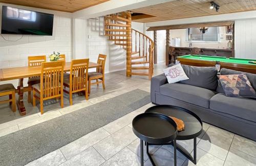 Bonnie Doon House | Doon It Right