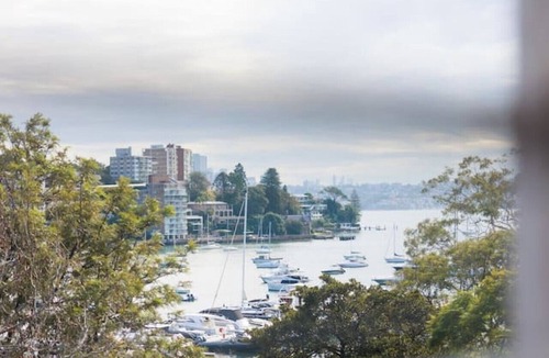 Double Bay Apartment | Double Bay Art Deco Apartment with Harbour Vistas