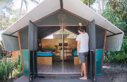 Port Douglas Hostel | Dougies Backpackers Resort