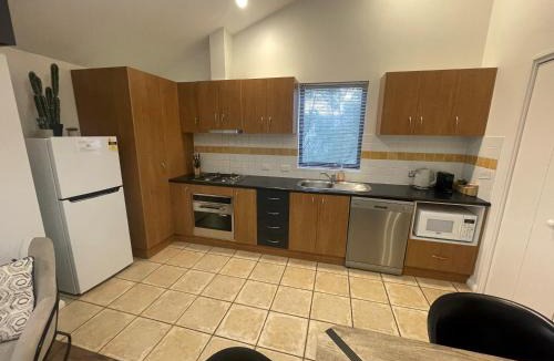 Margaret River Apartment | Down South Townhouse - Margarets Forest