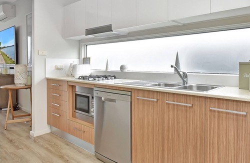 Caves Beach Villa | Driftwood Cove at Caves Beach Villas