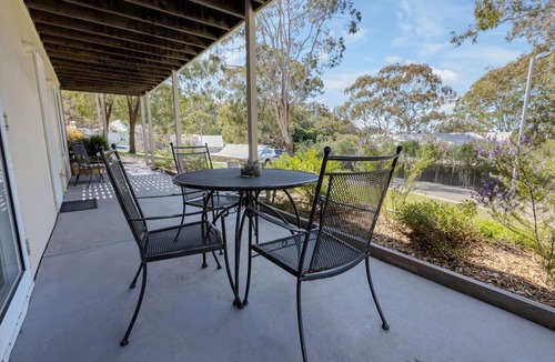 Metung House | Driftwood @ McMillans: Create memories in this delightful coastal escape!