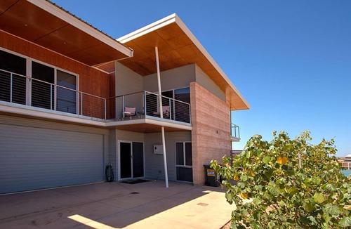 Exmouth House | Dunes - Luxury two story home on the canals. Free access to swimming pool at Mantarays Resort