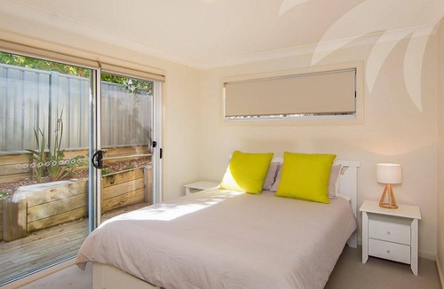 Boomerang Beach Apartment | Dunes - Pacific Palms Holidays
