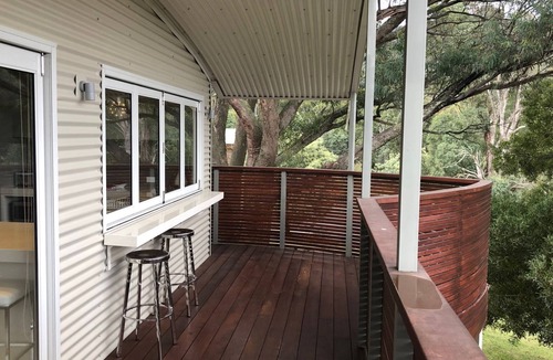 Merrijig House | Eagles Nest - high on Alpine Ridge with magnificent views to Mt Buller & The Paps