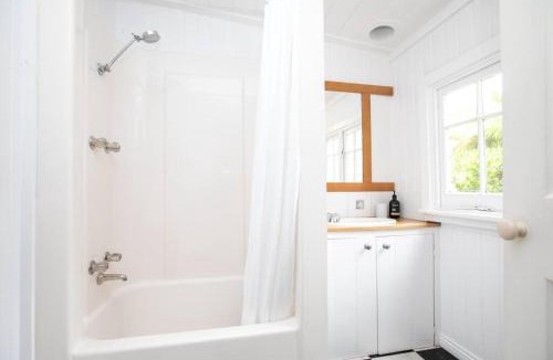 East Launceston Apartment | East Launceston with Views and Parking