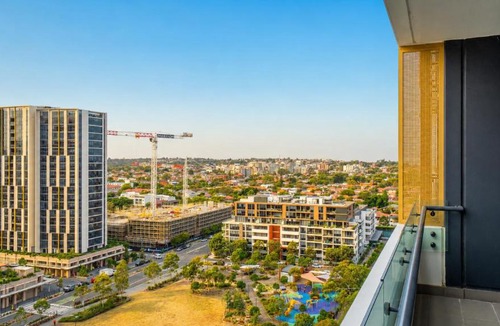 Eastgardens Apartment | Eastgardens 2BR 2BA 2 Parking Shops