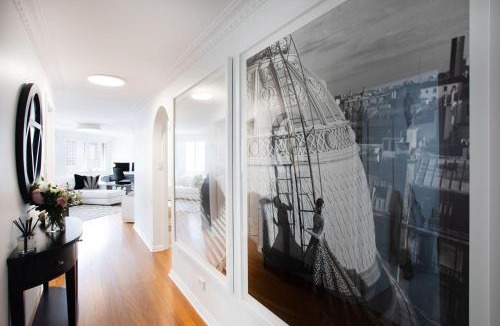 Bellevue Hill Apartment | Eastside Calm, Bellevue Hill