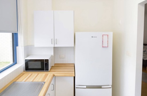 The Entrance Apartment | Easy Access Ground Floor Apartment