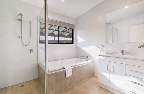 Tootgarook House | Easy Living Bayside Accommodation