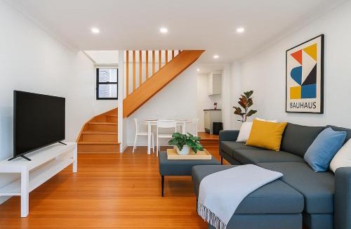 Pyrmont House | Eat Sleep FishMarket Repeat 2BR House
