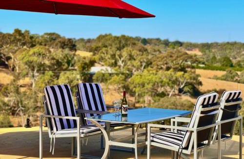 Clarendon Apartment | EcoFriendly Scandinavian Retreat Near McLaren Vale