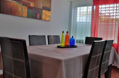 Cayenne Apartment | Ecrin tropical baignoire - centre ville Cayenne - wifi - Climatisation- 3 chambres