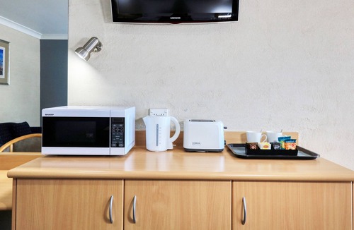 South Tamworth Hotel | Edward Parry Motel & Apartments