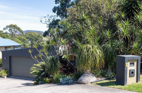 Merimbula House | Eight on Luderick