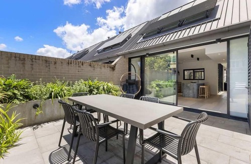 Glebe Apartment | Elegant Glebe Home with Terrace Near Fish Market