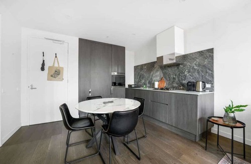 Richmond North Apartment | Elegant Richmond Stay Near Cafes and Dining