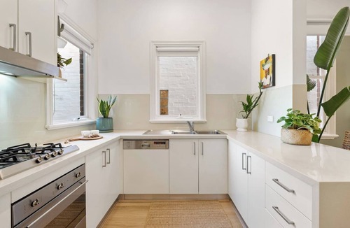Glebe House | Elegant Victorian Oasis in Exclusive Glebe Estate