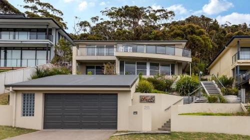 Fingal Bay House | Elevate at Fingal Bay