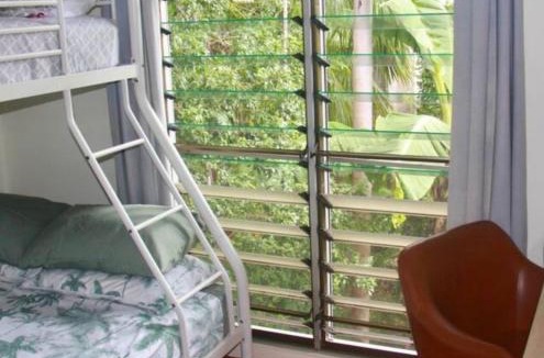 Alawa House | Elevated Tropical House