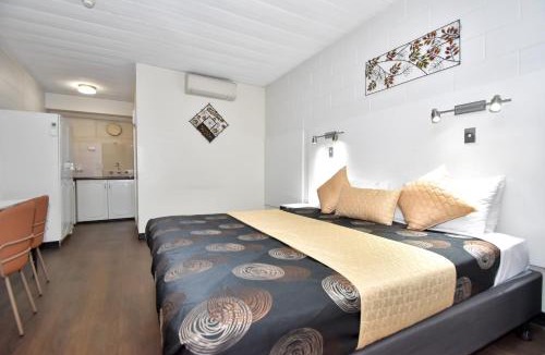 Alice Springs Hotel | Elkira Court Motel