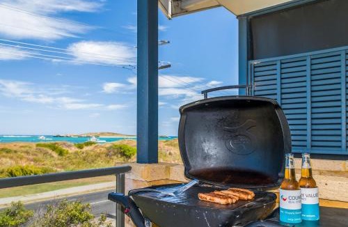 Lancelin House | Endless Summer - Ocean Views Beachfront Location.
