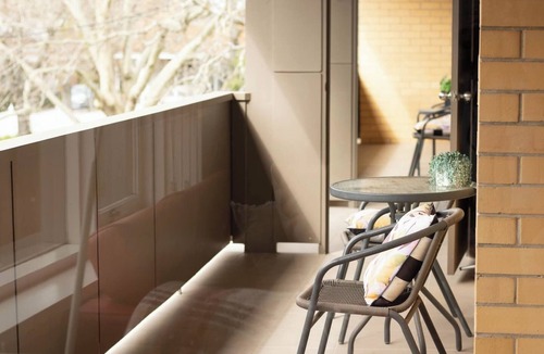 Lake Wendouree Apartment | Enjoy a stylish and comfortable stay in this beautifully presented, centrally located apartment—perfect for families, professionals, or weekend getaways.