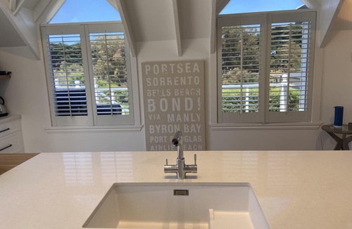 Sorrento House | Enjoy the pool, spa, trampoline, fire pit and short stroll to the Main Street.