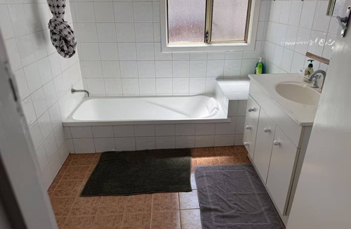 South Kalgoorlie House | Entire 4 bedroom and clean and tidy house