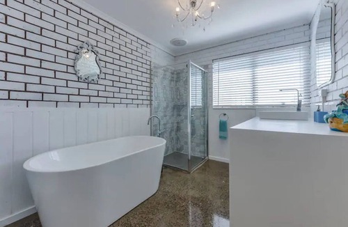 Portarlington Apartment | Entire Apartment own access
