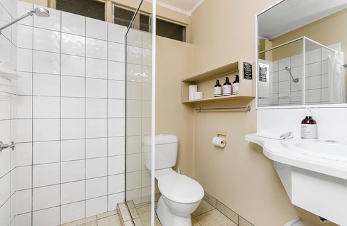 Suffolk Park House | Entire Beachside Motel For Exclusive Use and Pool