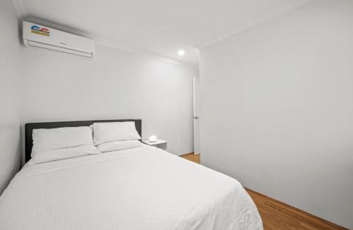 Marangaroo House | Entire House with 4 bedrooms Fully Air Conditioned
