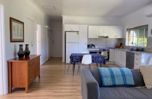 Esperance Apartment | Eos 2