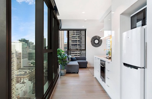 Melbourne Central Business District Apartment | EP2-UNIQUE CBD 1BR - SUPERB VIEWS + WIFI
