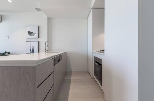 Melbourne Central Business District Apartment | EQ Tower Apartment with View of City Skyline