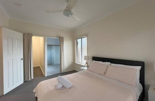 Castletown House | Esperance Bay Retreat