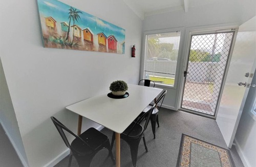 Castletown Apartment | Esperance Little Units 1