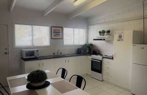 Castletown Apartment | Esperance Little Units 4