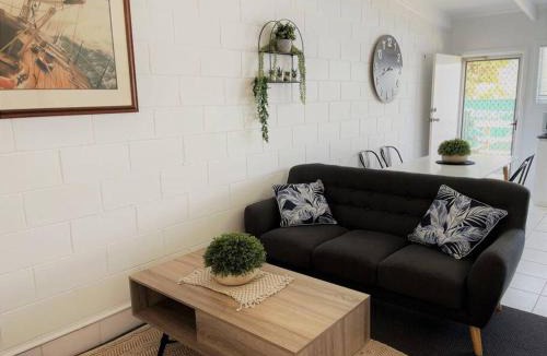 Castletown Apartment | Esperance Little Units 4