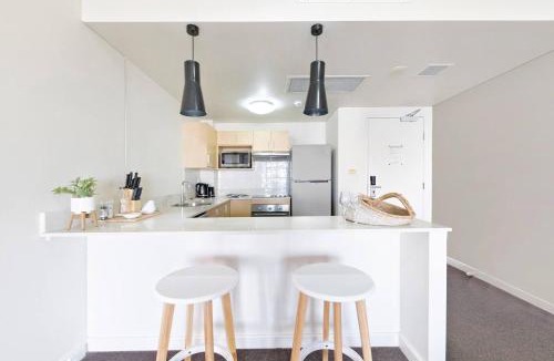 Darwin City Centre Apartment | Esplanade Escapade - Modern Living & Resort Ease