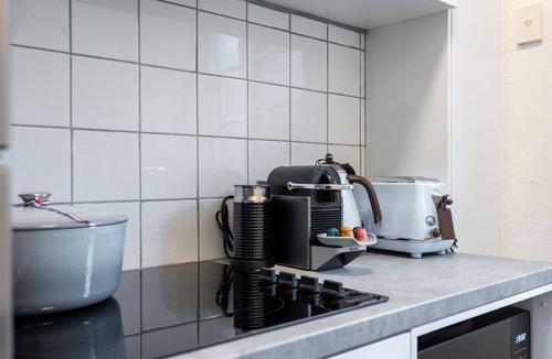 Perth Apartment | Espresso & Velvet on Bulwer