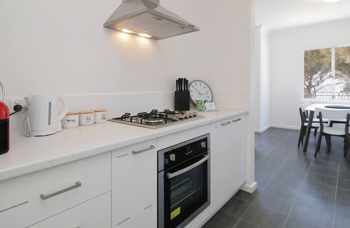 Falcon Apartment | Estuary Waterfront - Upstairs with a small Balcony