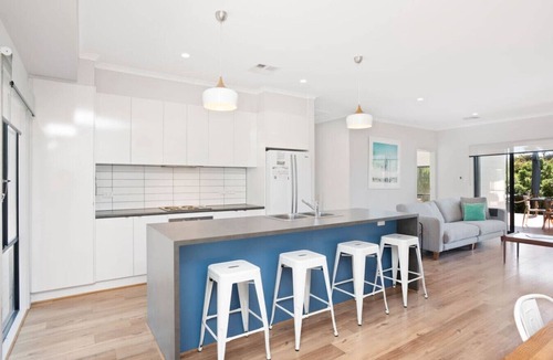 Goolwa Beach House | Europa 22 —Playful Days by the Sea