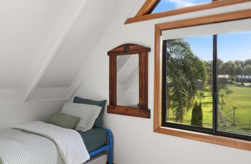 Dora Creek House | Evergreen Escape
