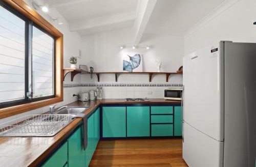 Dora Creek House | Evergreen Escape