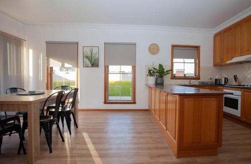 Horsham House | Evergreen on Baillie