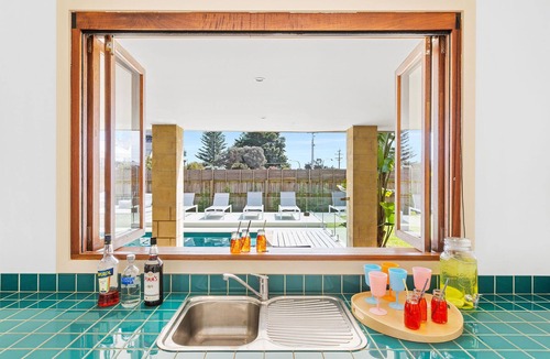 Portsea House | Everything Portsea, location, views, pool, entertaining, fun! (sleeps 14)