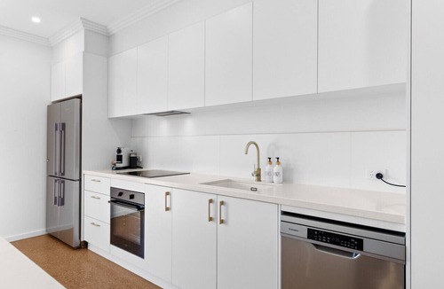 Exmouth House | Exmouth Retreat -3x3 on the canal